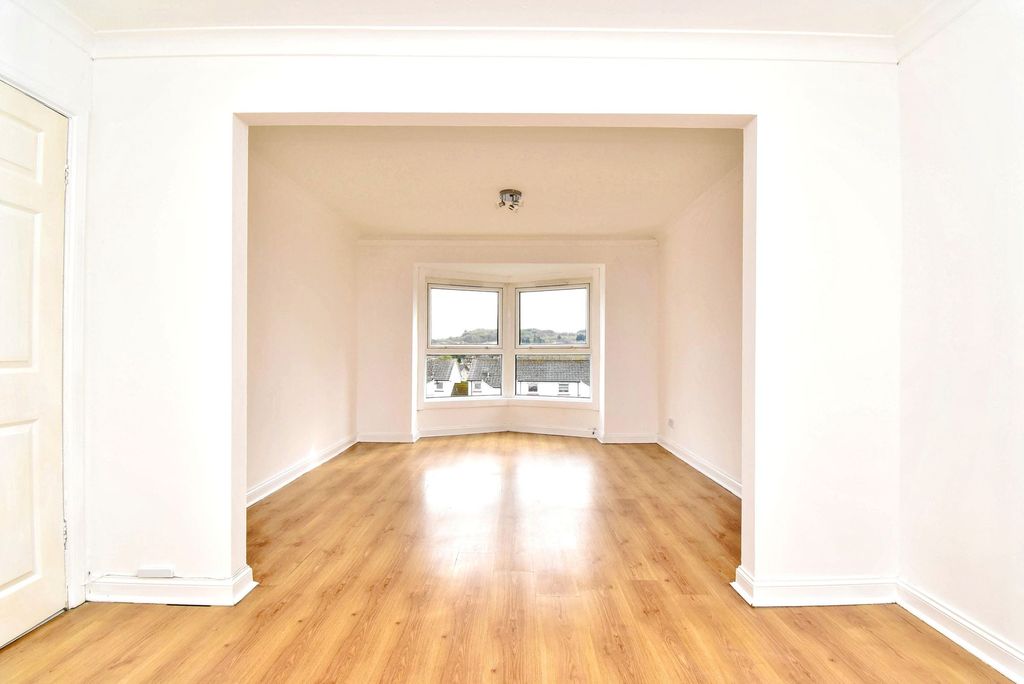 Property photo 2 of 13 Lounge/Dining Angle 1