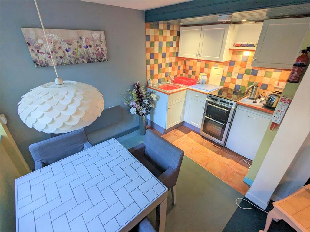 Property photo 2 of 9 Dining Kitchen.Jpg