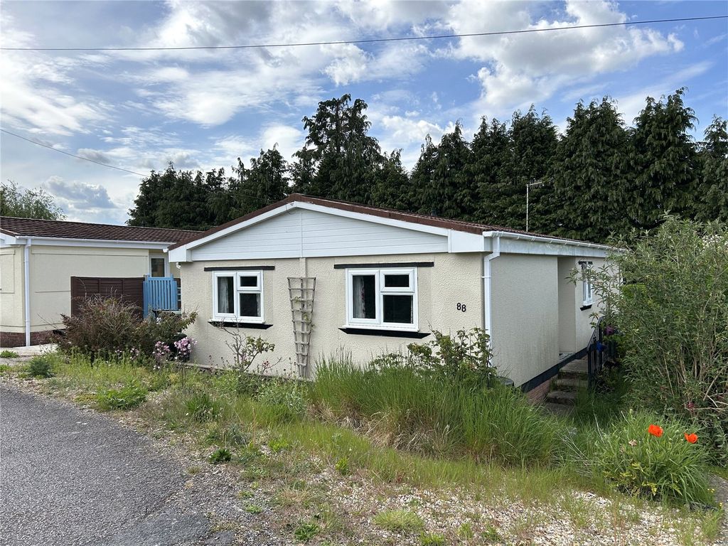 Property photo 1 of 17 Picture No. 01
