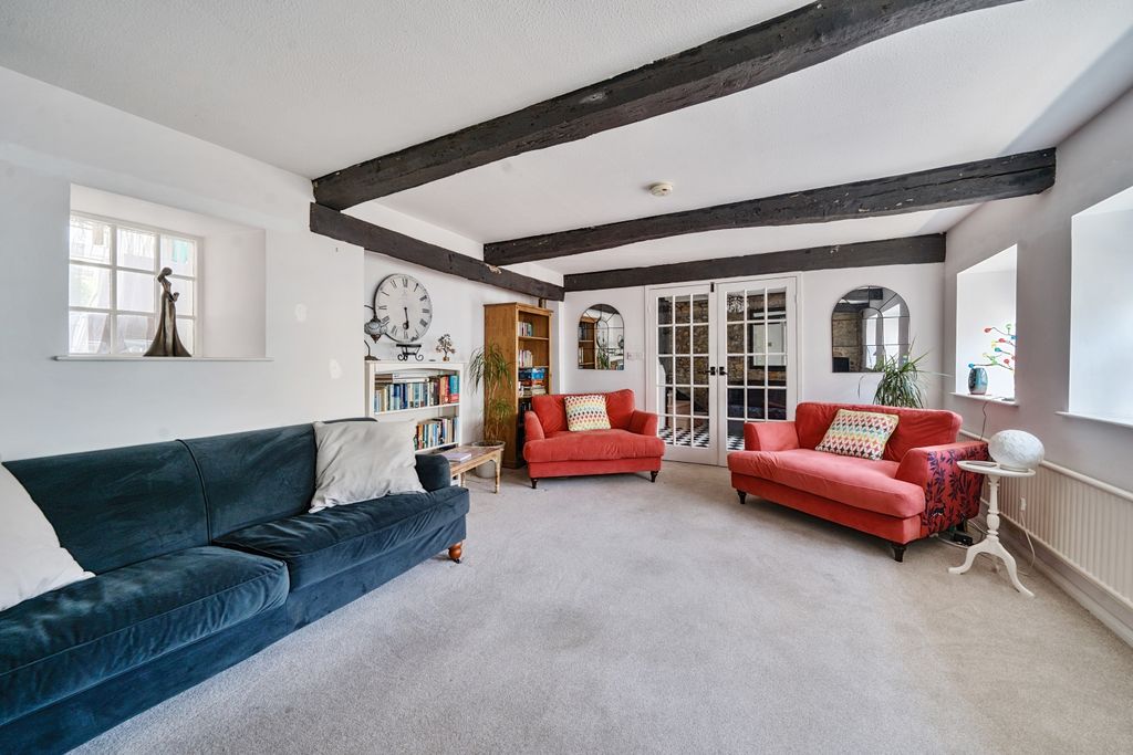 Property photo 2 of 32 1280294 (3)
