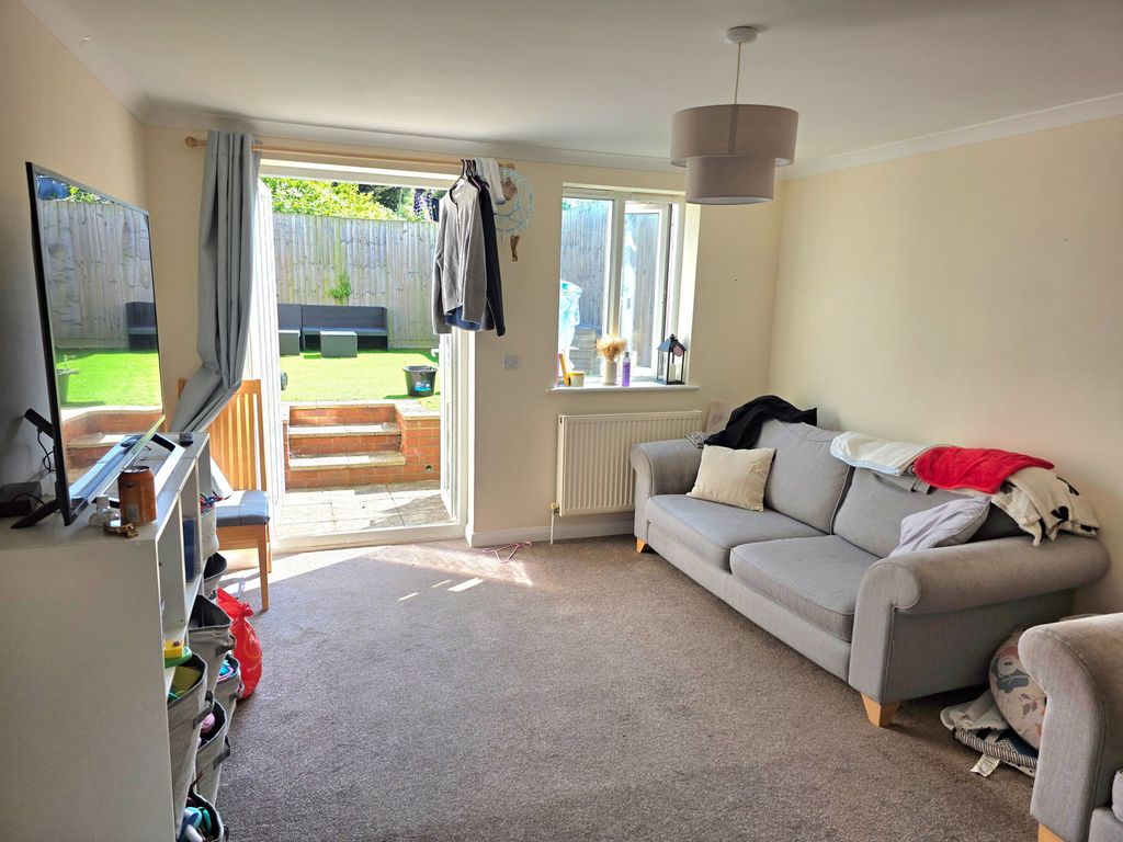 Property photo 3 of 7