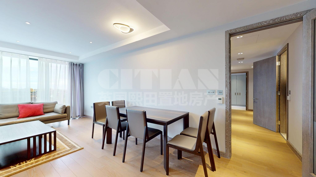 Property photo 2 of 25