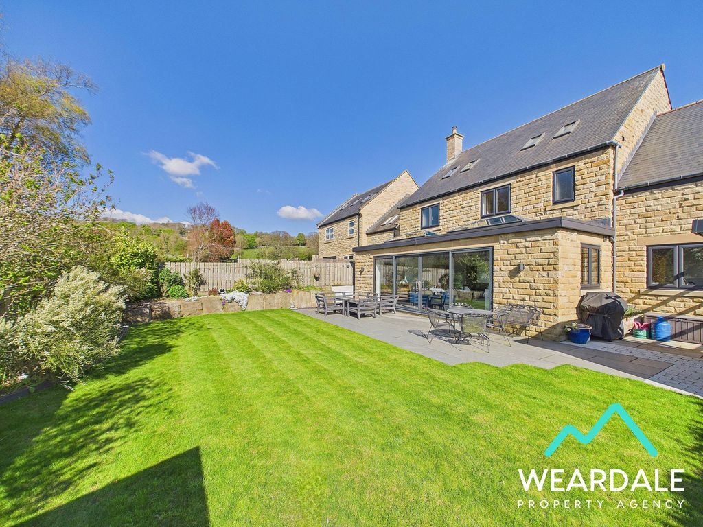 Property photo 2 of 48