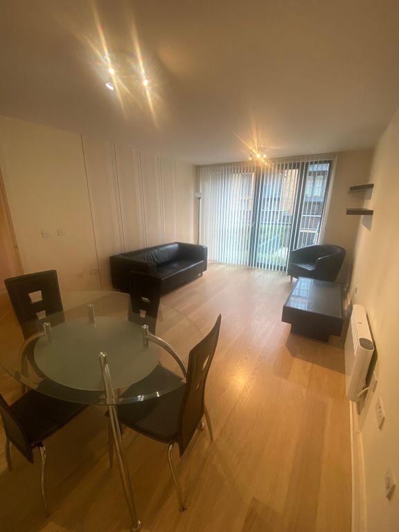 Property photo 2 of 11 9