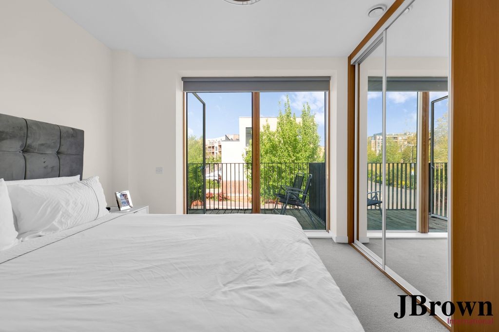 Property photo 3 of 22