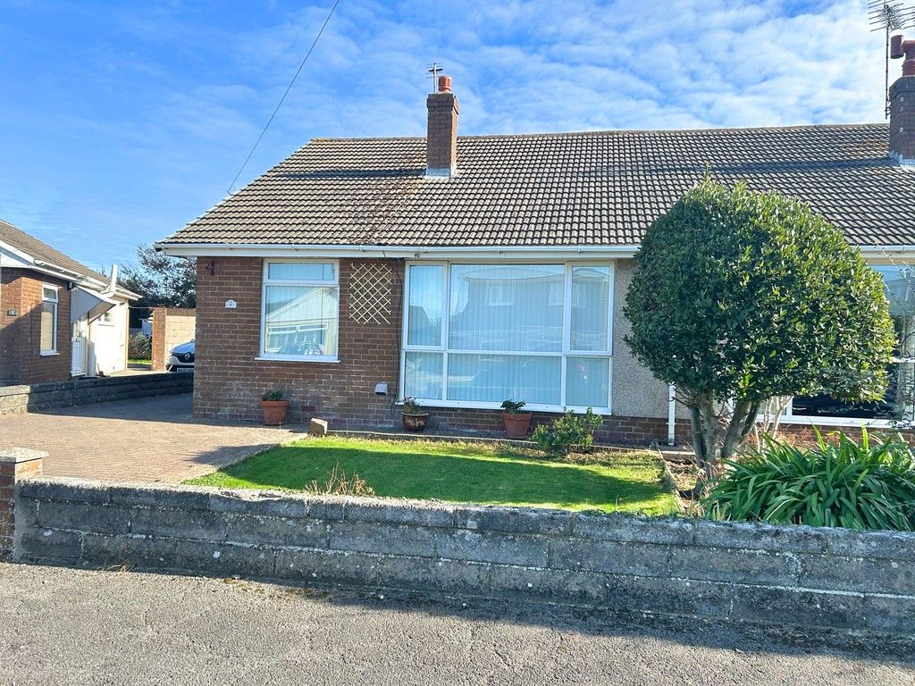 Property photo 2 of 14