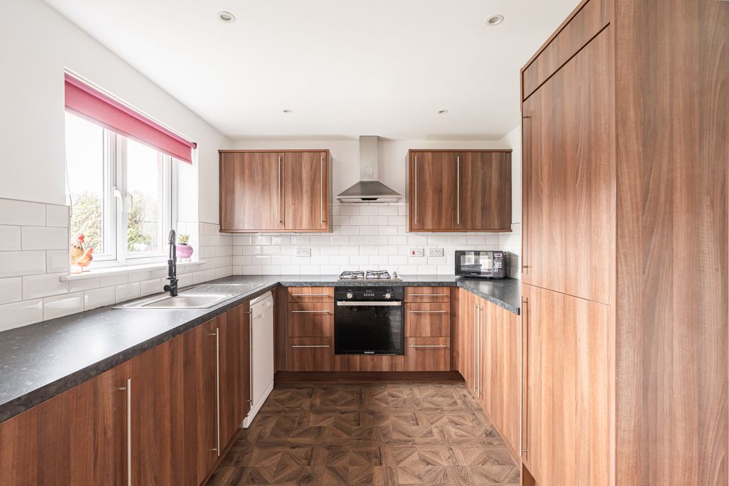 Property photo 3 of 29 Property Image 3