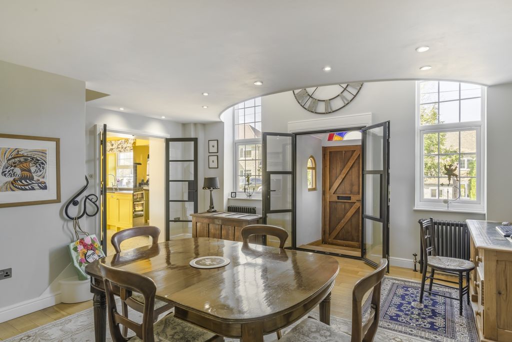 Property photo 2 of 23 Dsc_9561Hdr-Edit