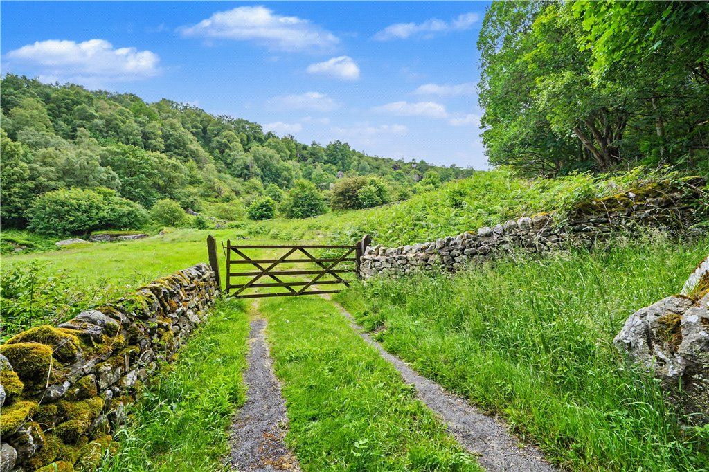 Property photo 3 of 4 Road Access
