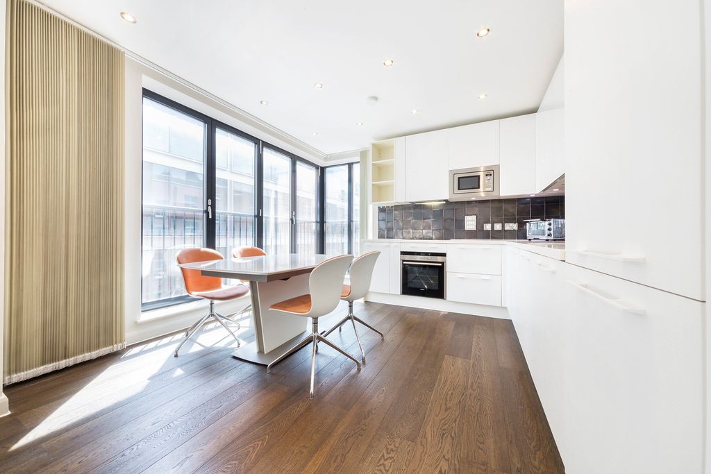 Property photo 1 of 10 Photo 6