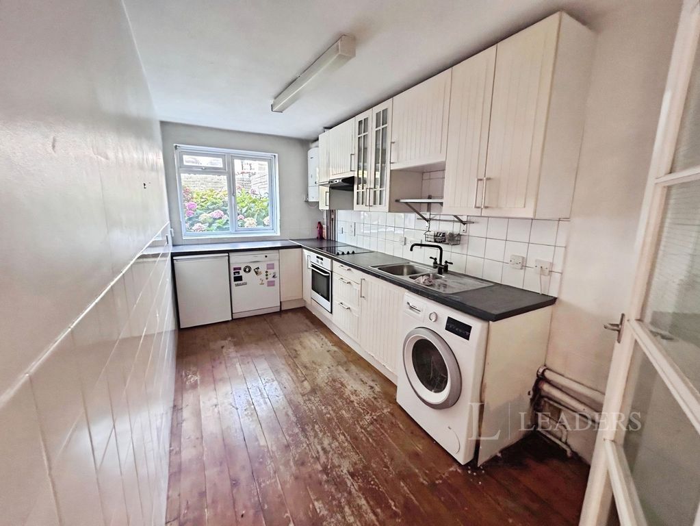 Property photo 3 of 10 Pbox-Img.Jpg