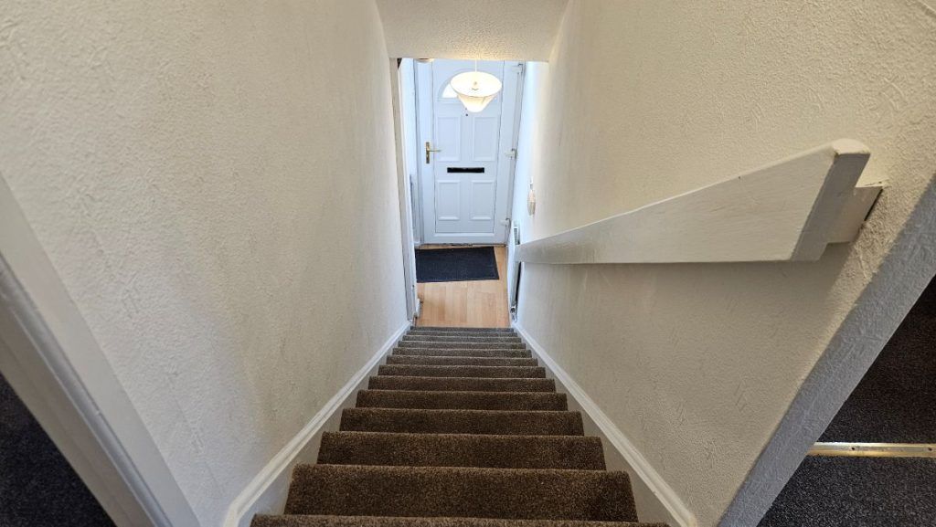 Property photo 2 of 11 2