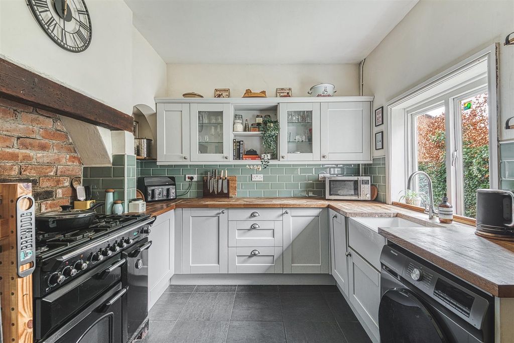 Property photo 2 of 26 E92A0366_Hdr.Jpg