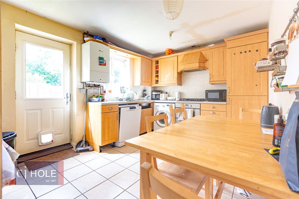 Property photo 1 of 20 Picture No. 09