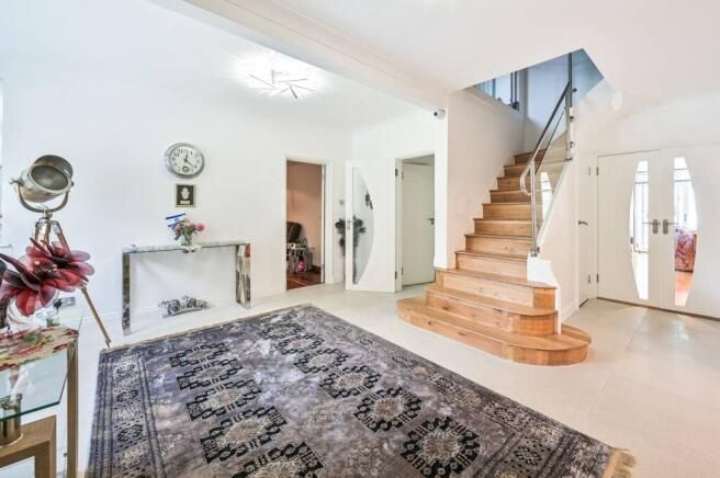 Property photo 2 of 23