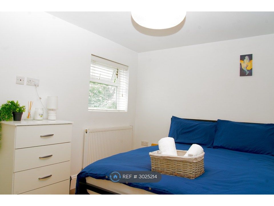 Property photo 1 of 33 Room 1