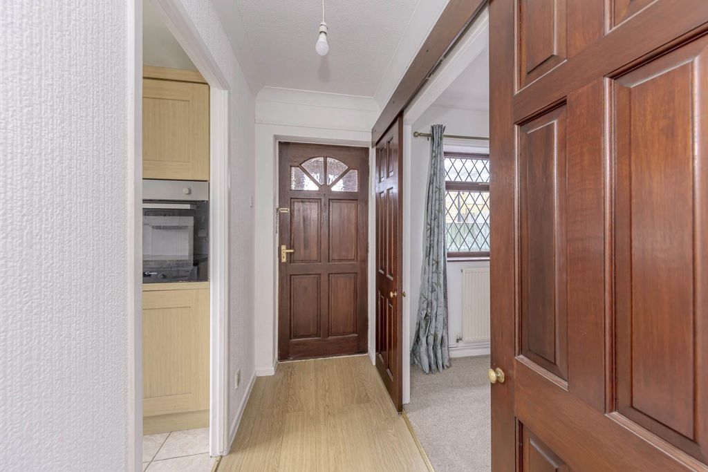 Property photo 3 of 22