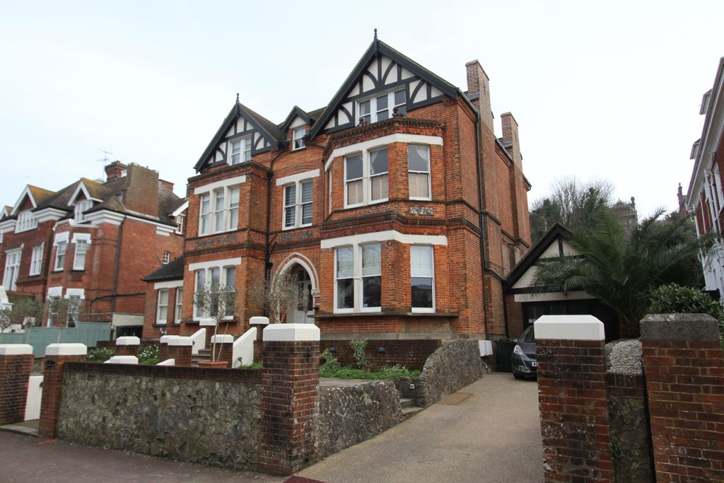 Property photo 1 of 27