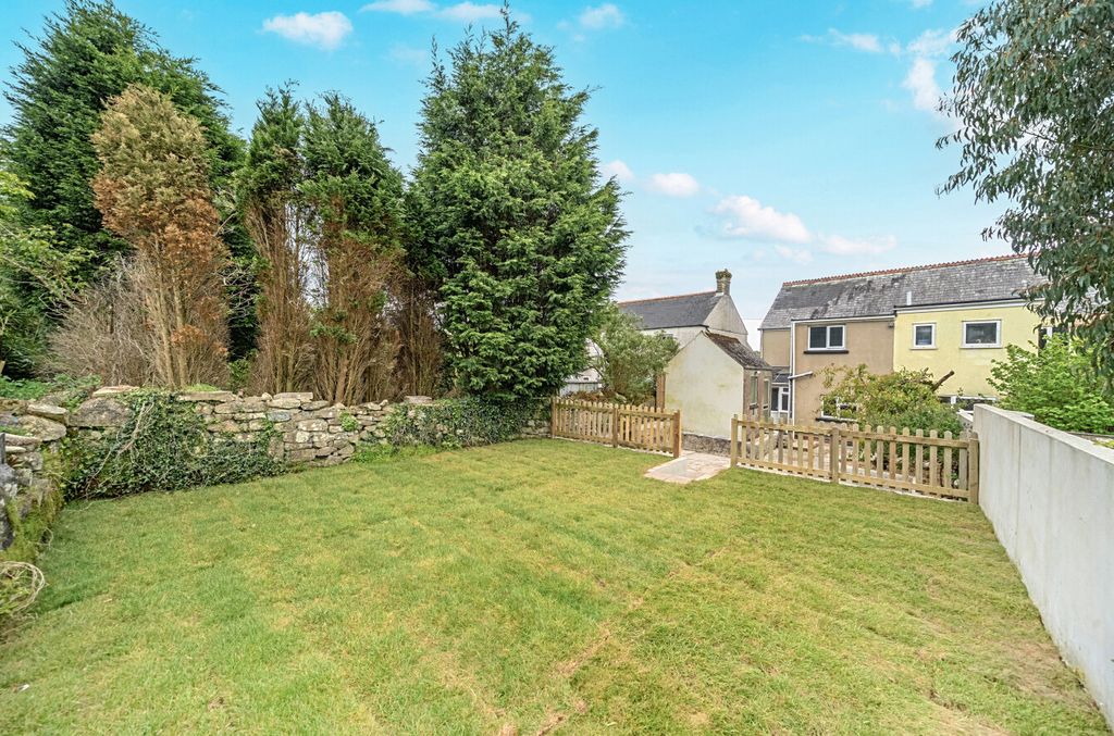 Property photo 1 of 18 1 - 1439799-5-69F0Cef...