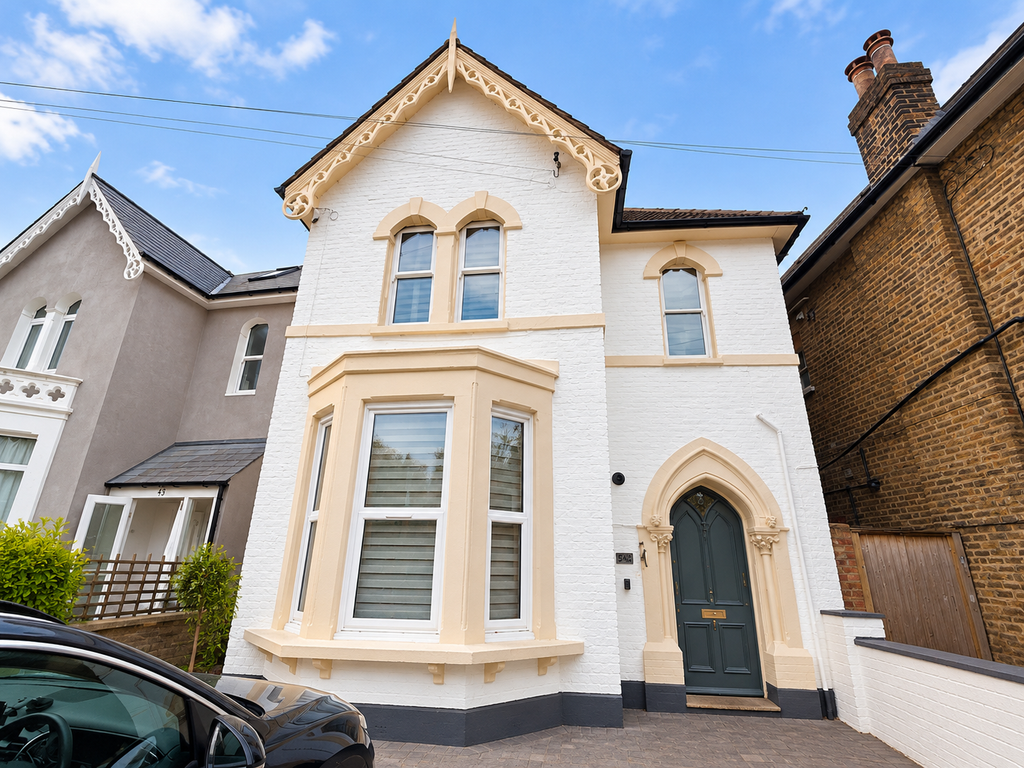 Property photo 1 of 8