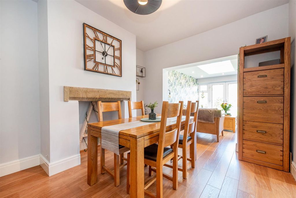 Property photo 3 of 29 Dining Room