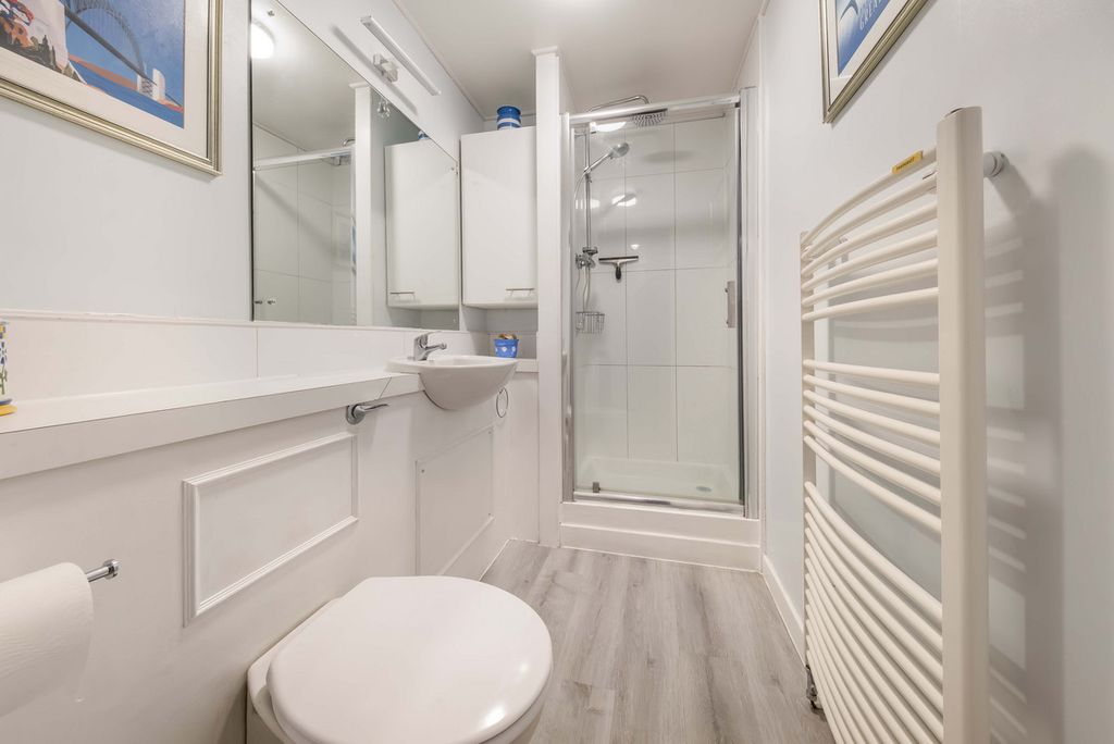 Additional image 27 of 2 bed flat for saleAlexandra Place, St Andrews, 9 KY16