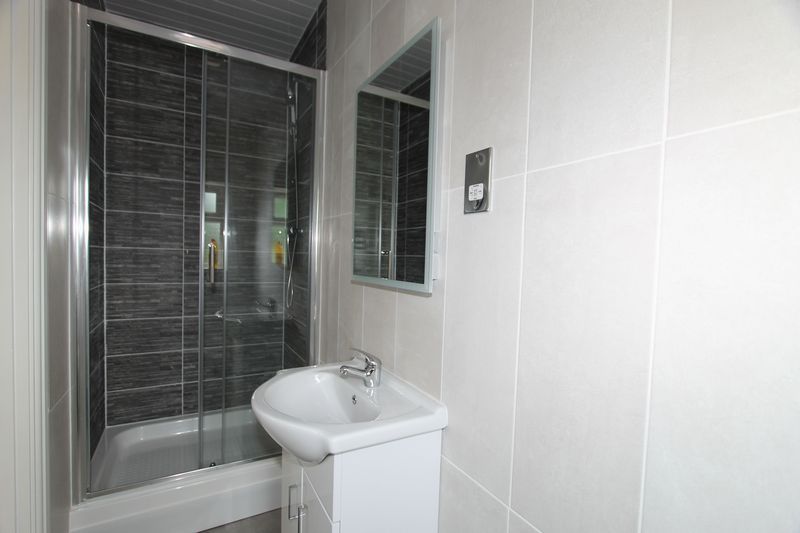 Property photo 3 of 7 Photo 11