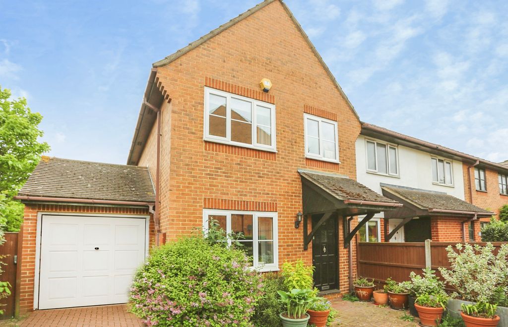Property photo 1 of 18 Pbox-Img.Jpg