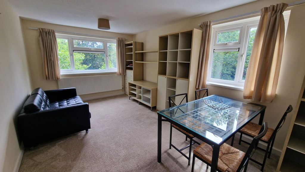Property photo 2 of 17 1000133539.Jpg