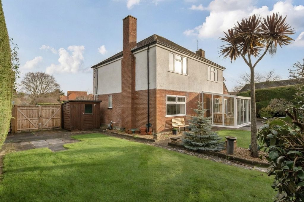 Property photo 2 of 22