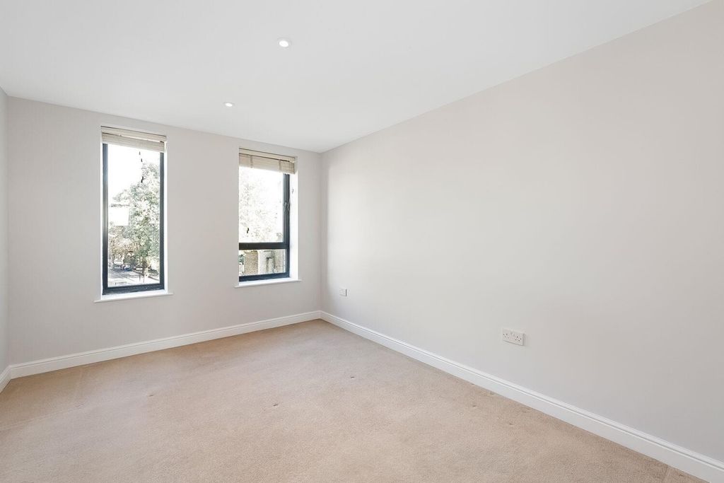 Property photo 2 of 7 4.Jpg