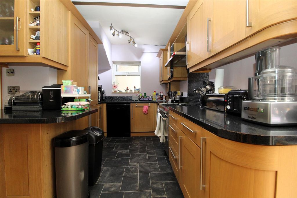 Property photo 2 of 13 Img_7808.Jpg