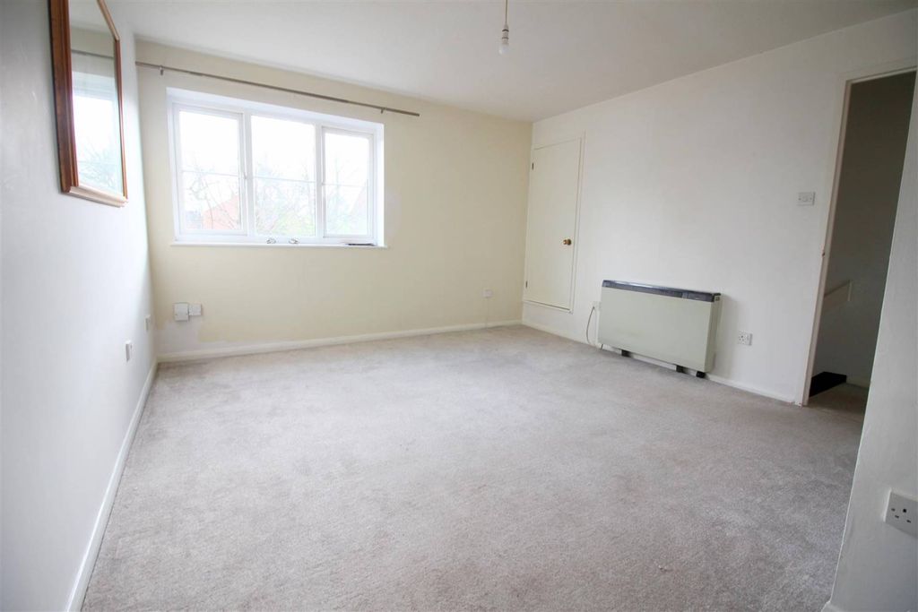 Property photo 3 of 5 Picture 3