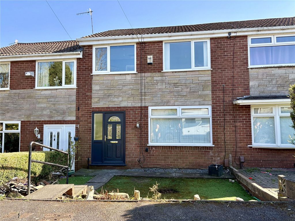 Property photo 1 of 17 Front External