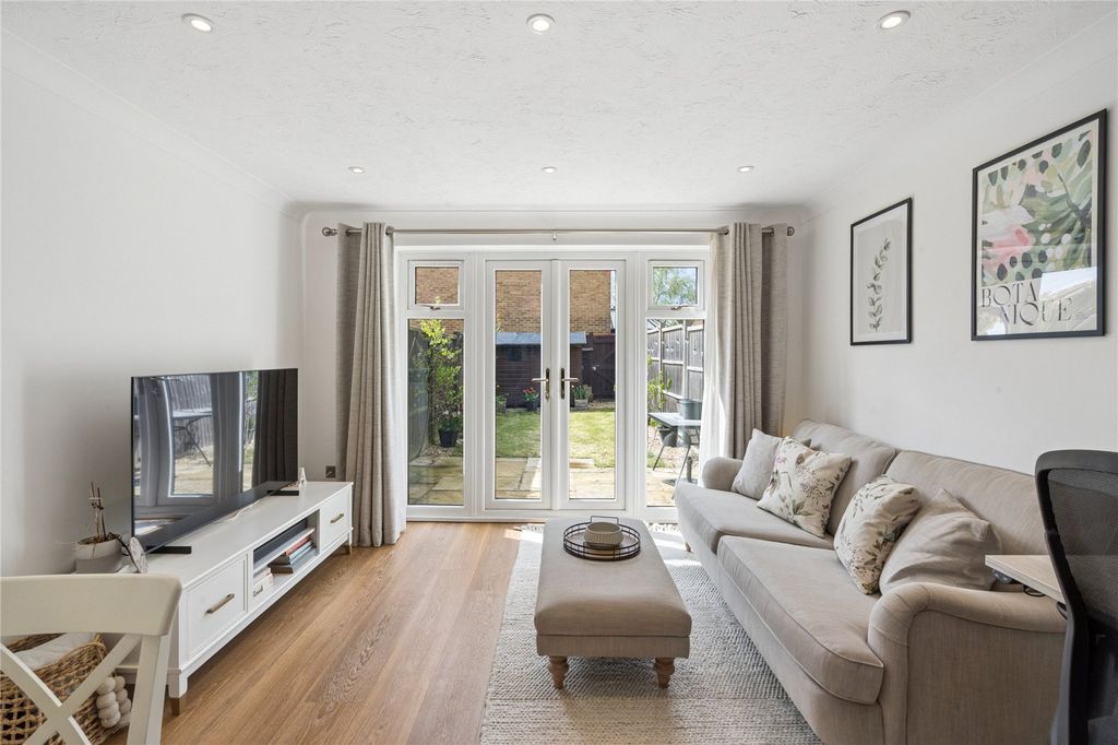 Property photo 2 of 9 Picture No. 20