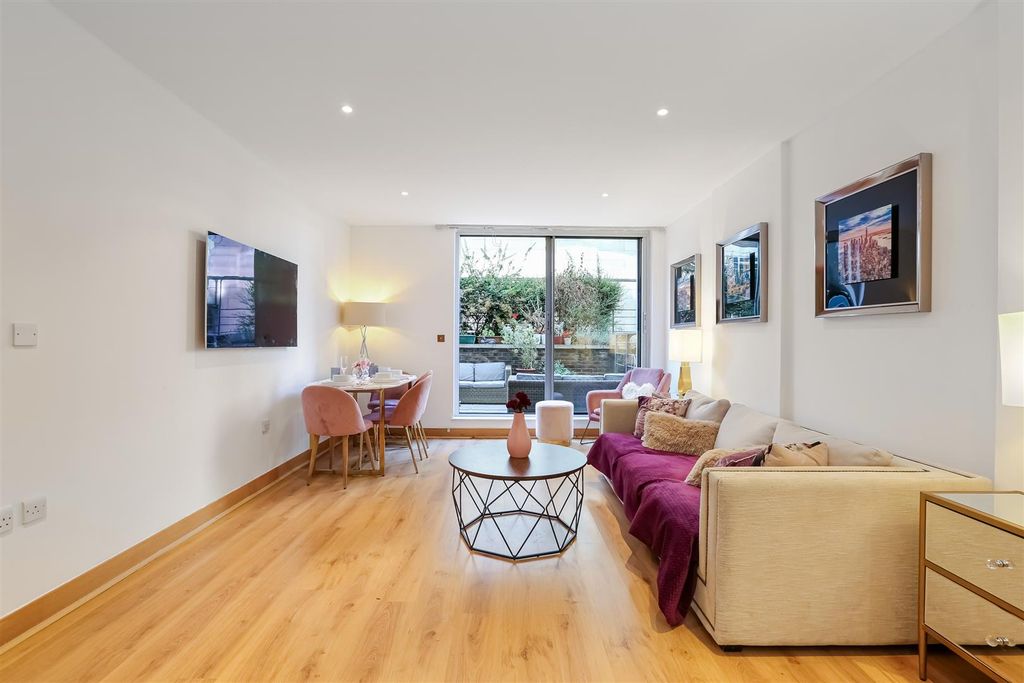 Property photo 1 of 13 Ach_8662.Jpg