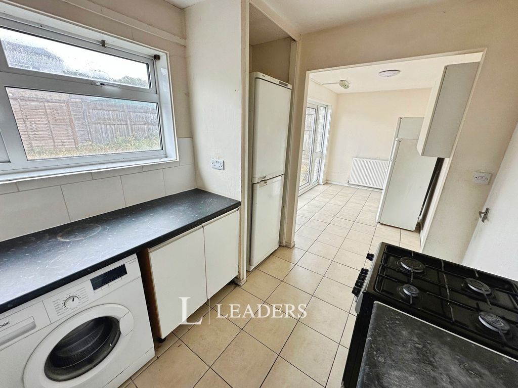 Property photo 3 of 14 Pbox-Img.Jpg
