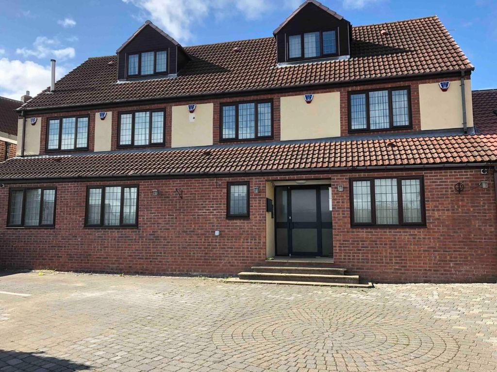 Property photo 1 of 14 External 2.Jpeg