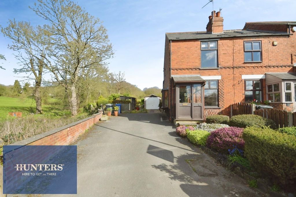 Property photo 2 of 20 Front 01.Jpg