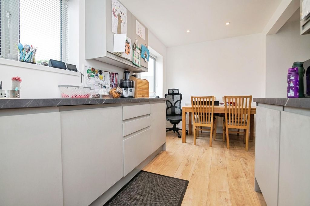 Property photo 3 of 15 Priory-12.Jpg