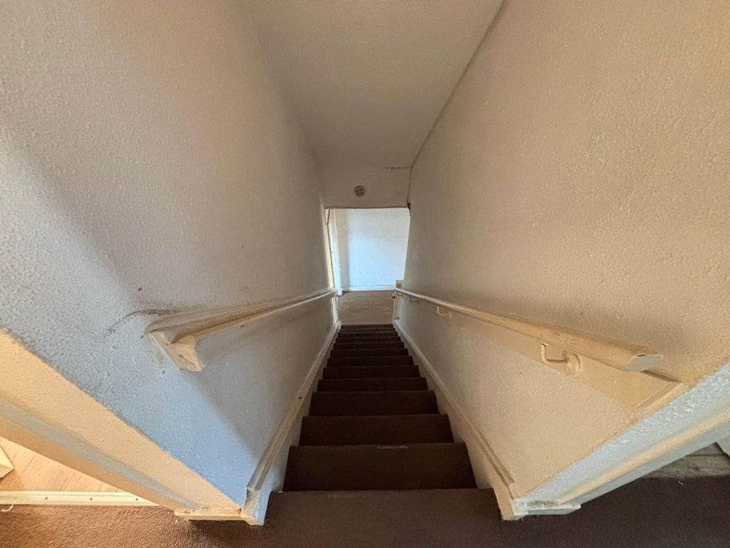 Property photo 3 of 10 Picture No. 09