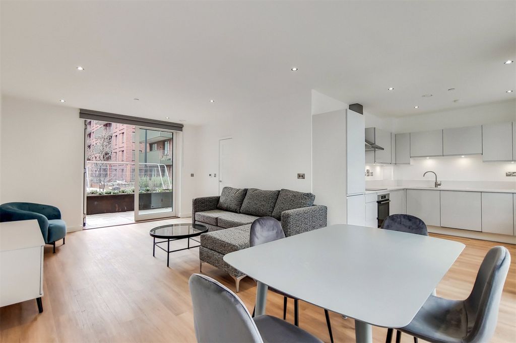 Property photo 3 of 22 Picture No. 35