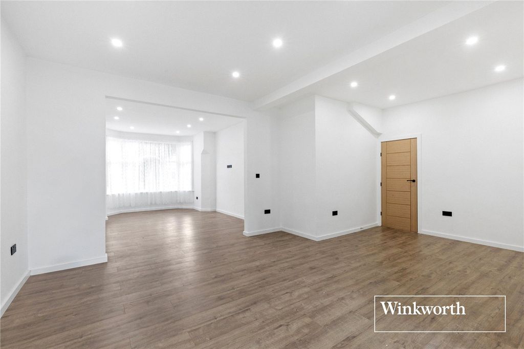 Property photo 2 of 14 Picture No. 05