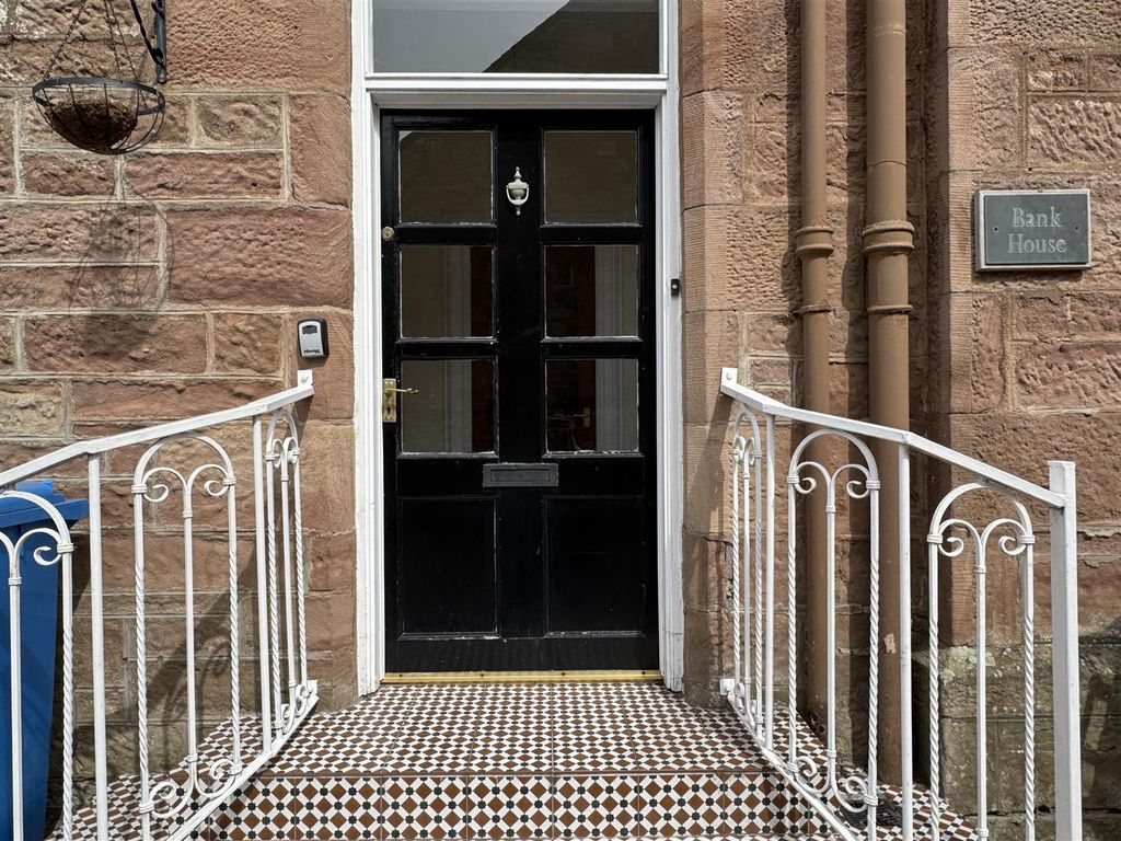 Property photo 2 of 23 Entrance.Jpg