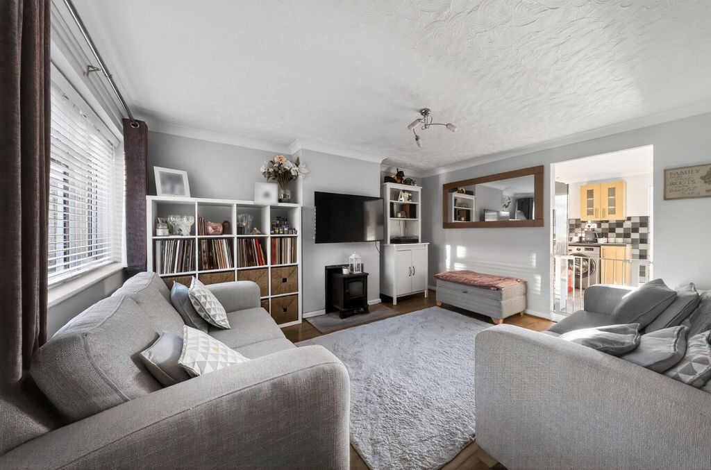 Property photo 2 of 14 1431126-11-69Bc49...