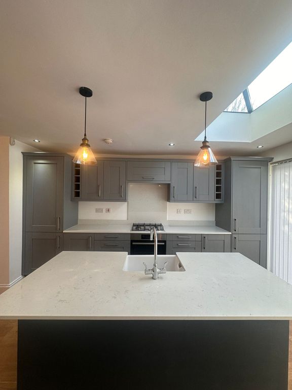 Property photo 3 of 25