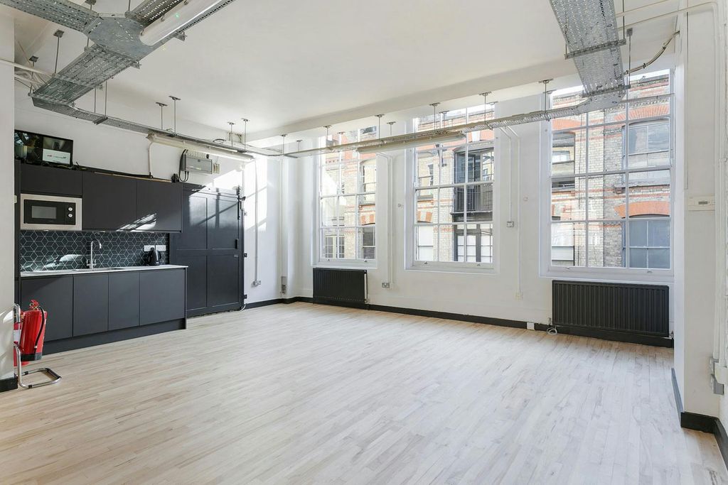 Property photo 1 of 6 29Charlotteroadec2A3Pbshoreditchofficeshowroomstudio2Ndfloorinternal11Dominionlondon.Jpg