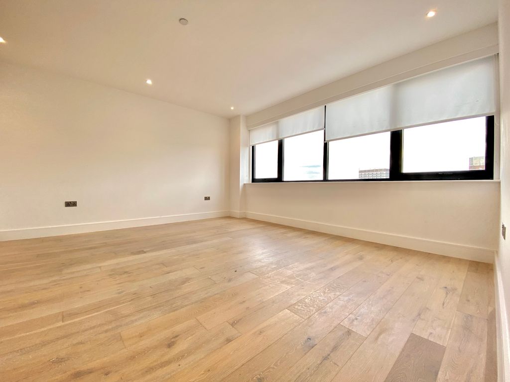 Property photo 2 of 8 Living Room