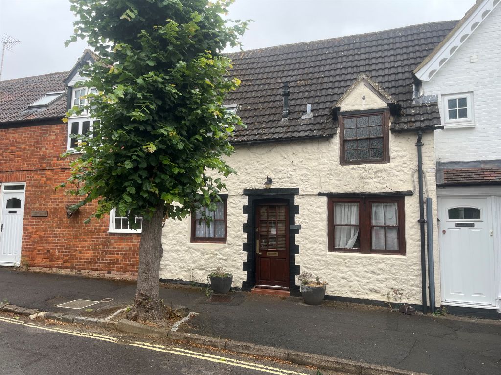 Property photo 1 of 9