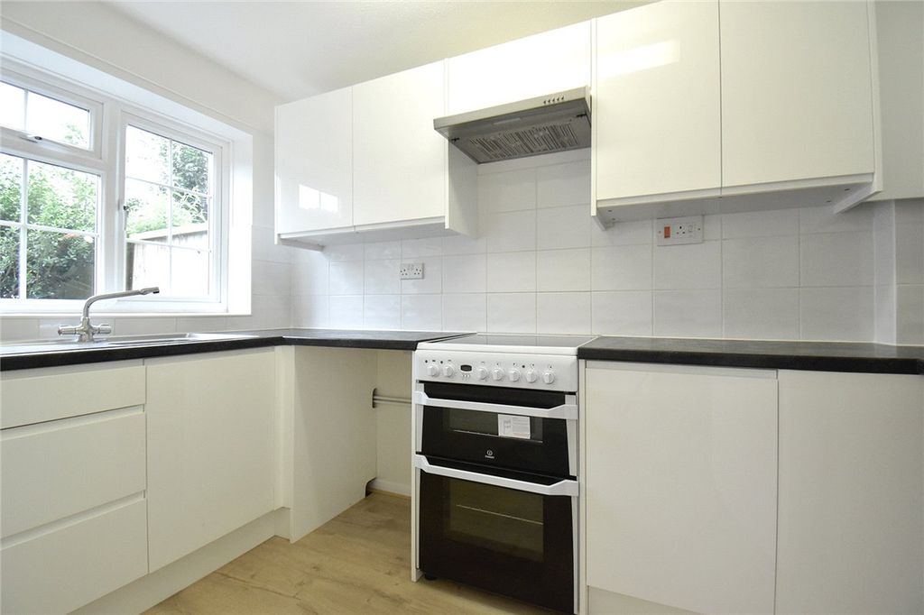 Property photo 2 of 9 Picture No. 38